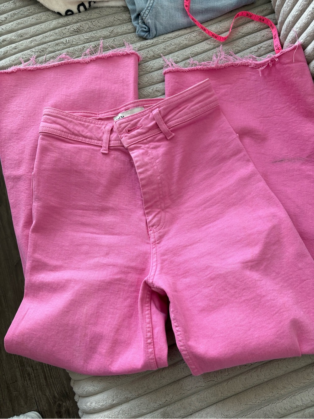 Zara Women’s High-Rise Pink Jeans
